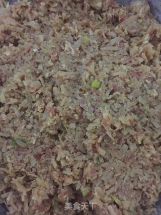 牛肉饺子的做法步骤：7