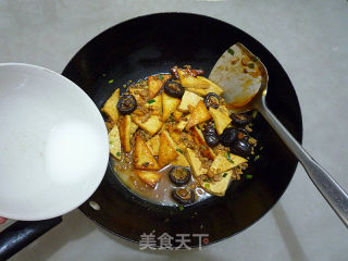 酱焖豆腐煲的做法步骤：13