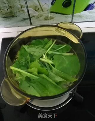 油泼面的做法步骤：1