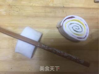三色花卷的做法步骤：9