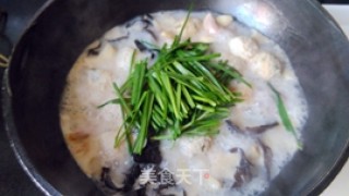 菱角鱼丸汤的做法步骤：8