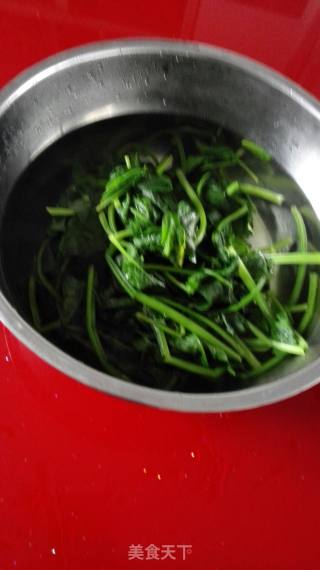 果仁菠菜墩的做法步骤：3