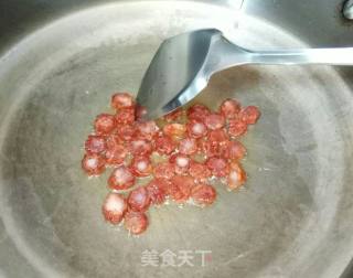 腊肠焖香芋的做法步骤：2