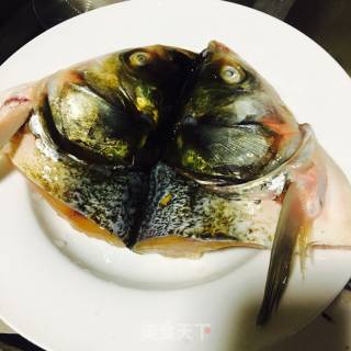 酸菜鱼头的做法步骤：6