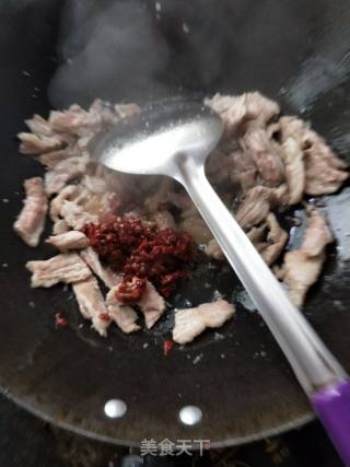 回锅肉的做法步骤：3