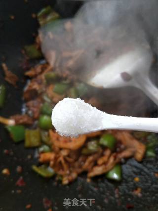 回锅肉的做法步骤：5