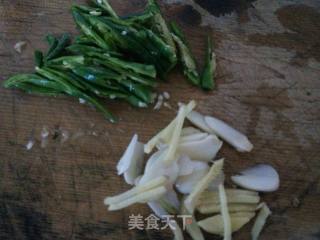 青椒土豆丝的做法步骤：2