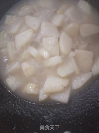 土豆闷肉的做法步骤：6
