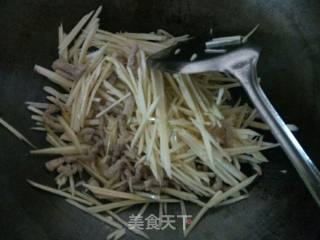 茭白炒肉丝的做法步骤：5