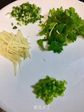 豉油王蒸鲍鱼的做法步骤：2
