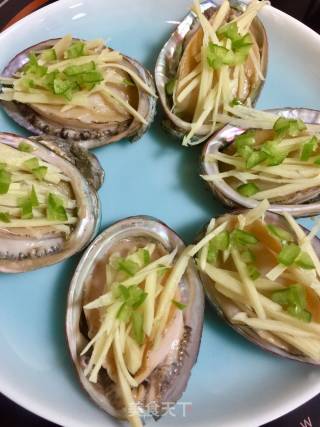 豉油王蒸鲍鱼的做法步骤：3