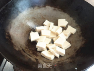 千页豆腐炒青椒的做法步骤：3