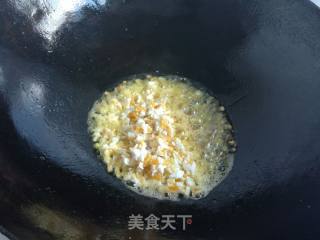 咸鸭蛋炒南瓜的做法步骤：6