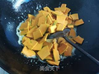 咸鸭蛋炒南瓜的做法步骤：8