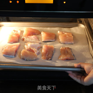 懒人福利鱼排——沙拉汁焗烤巴沙鱼的做法步骤：9