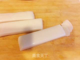 毛蟹炒年糕的做法步骤：1