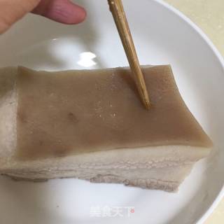 梅菜扣肉的做法步骤：5