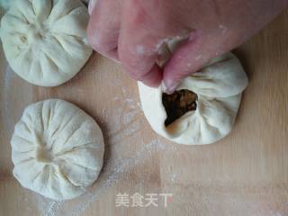 五馅红糖发面饼的做法步骤：8