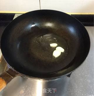 彩蔬炒牛柳的做法步骤：2