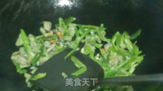 南瓜腊肠炒饭的做法步骤：2