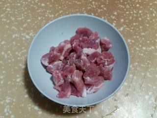 瘦肉蘑菇一锅炖的做法步骤：1