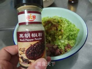 芹菜猪肉包的做法步骤：5