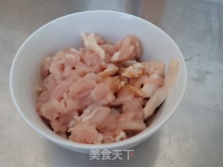 四丝豆芽菜的做法步骤：1