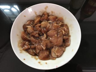 荷叶糯米鸡的做法步骤：4