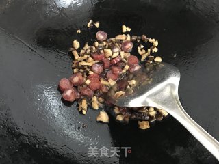 荷叶糯米鸡的做法步骤：11