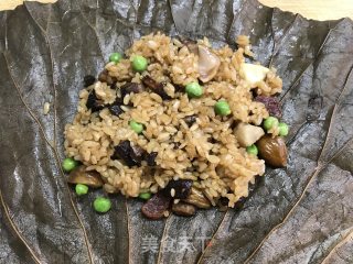 荷叶糯米鸡的做法步骤：15