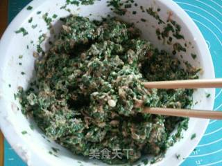 韭菜猪肉馄饨的做法步骤：3