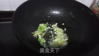 油爆小海虾的做法步骤：3