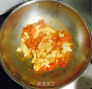 番茄鸡蛋炒方便面的做法步骤：9