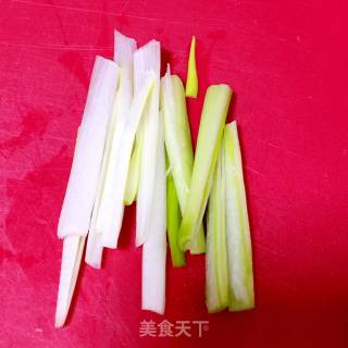 韩式拌黄豆芽的做法步骤：2