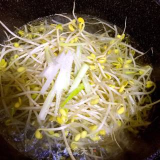 韩式拌黄豆芽的做法步骤：3