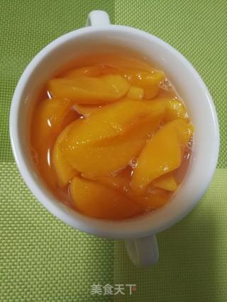 黄桃罐头的做法步骤：5