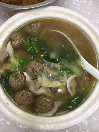 牛肉丸子汤的做法步骤：5