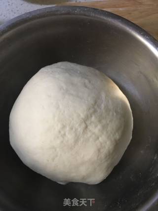 烫面蒸饺的做法步骤：1