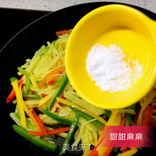 彩椒土豆丝的做法步骤：5