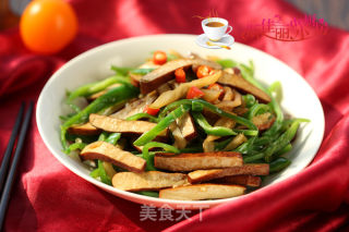 青椒榨菜干子的做法步骤：8