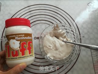 酸奶棉花糖戚风（焦糖味）的做法步骤：9