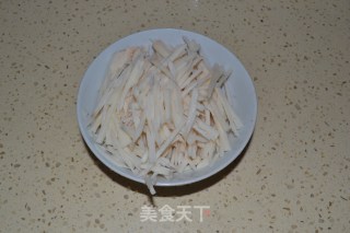 炝炒藕丝的做法步骤：2