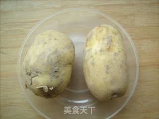 土豆饼的做法步骤：1