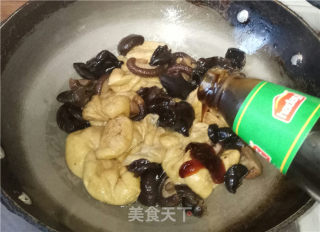 香菇油面筋的做法步骤：5