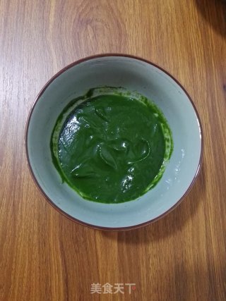 菠菜馒头的做法步骤：2