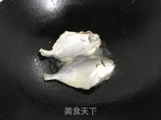 蒜香鲳鱼的做法步骤：6