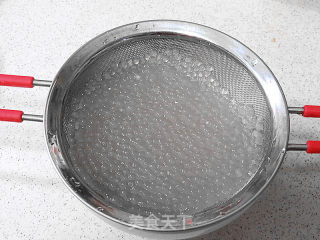 自制港式经典甜品【杨枝甘露】的做法步骤：4