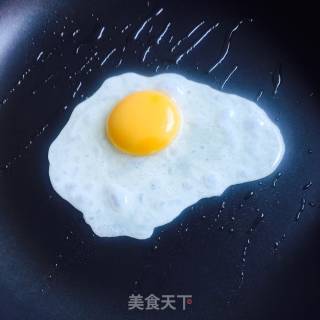鸡蛋肉松手抓饼的做法步骤：3
