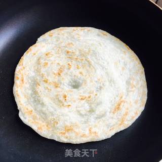 鸡蛋肉松手抓饼的做法步骤：6