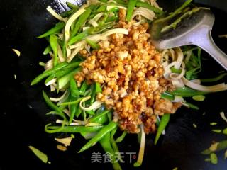肉末豆角豆腐丝的做法步骤：13